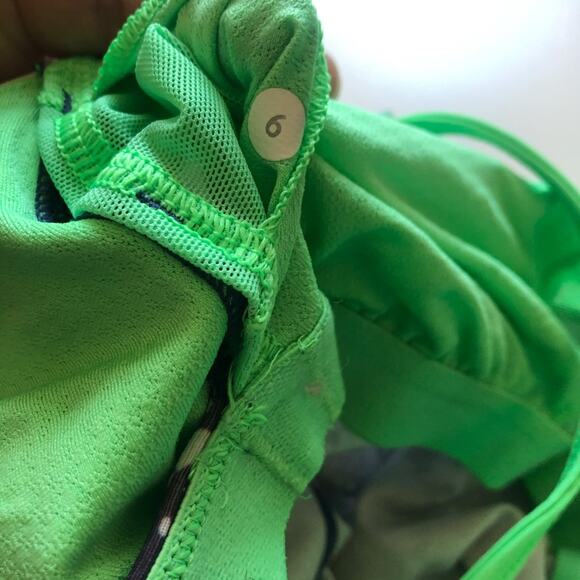 LULULEMON Dancing Warrior Floral Tank Top 6 Yoga Purple Green Workout Strappy - Picture 3 of 6